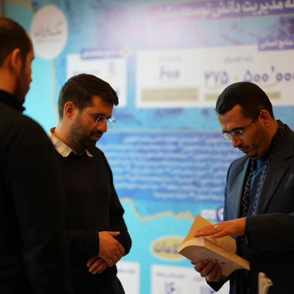دکتر متفکر ازاد نماینده مجلس