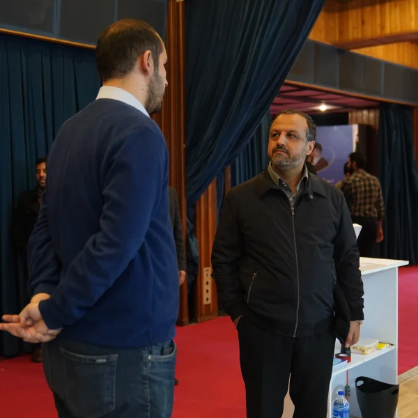 دکتر خاندوزی وزیر اقتصاد دولت سیزدهم